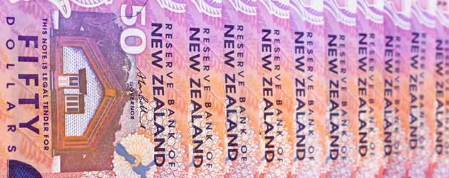 new-zealand-dollars-2